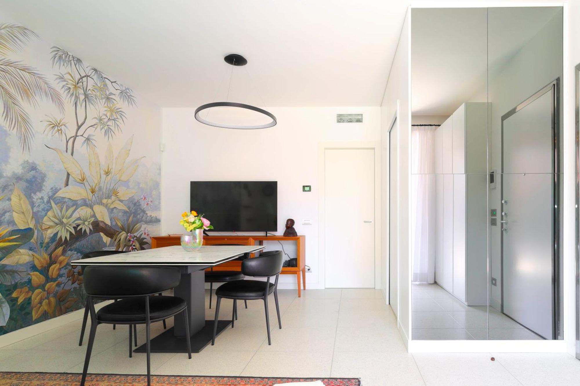 Luxury Apartment Con Terrazza, Palestra, Cowork & Box Privato Милан Экстерьер фото